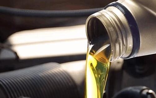 油的品質(zhì)優(yōu)與劣意味著什么？油中水分對(duì)設(shè)備的危害有哪些？