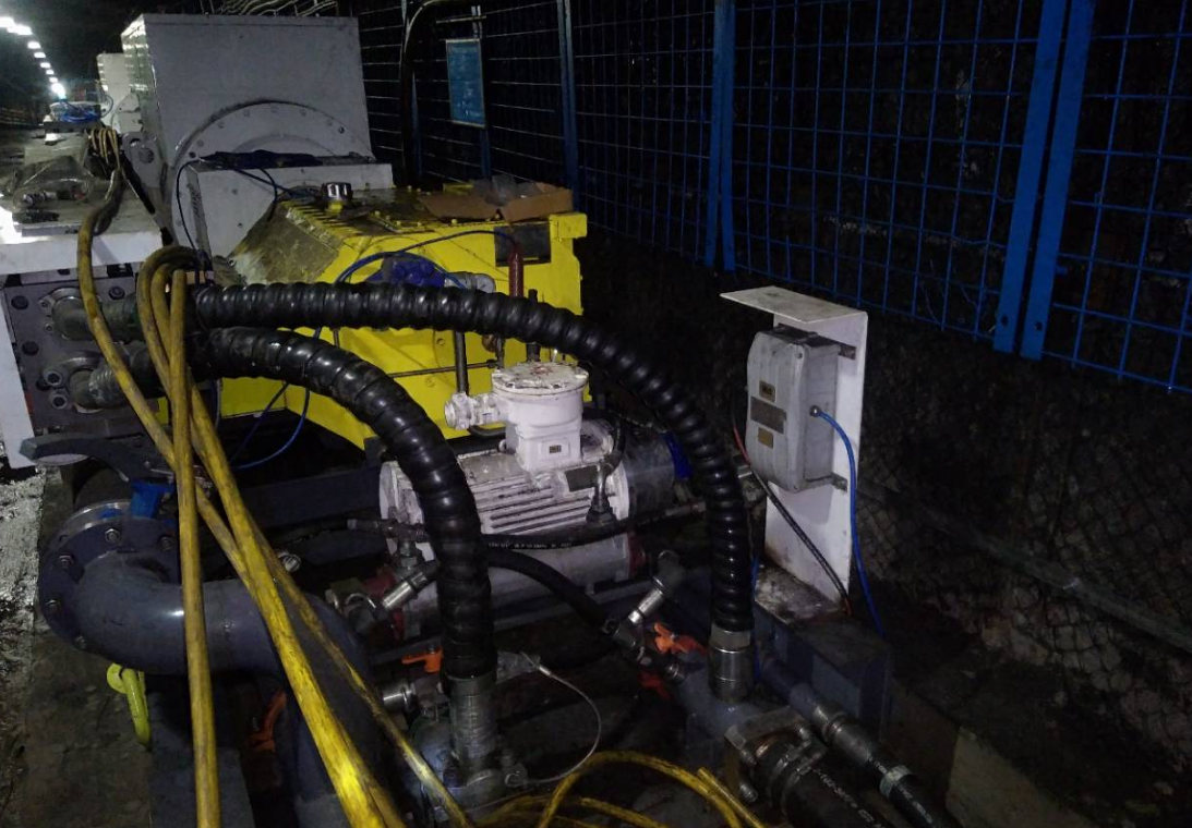 GYD12A礦用油液監(jiān)測傳感器在韓咀煤礦乳化液泵油箱的應用實踐 圖1